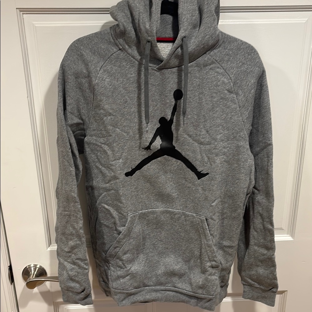 Nike Jordan Gray Sweatshirt Classic Athletic Style